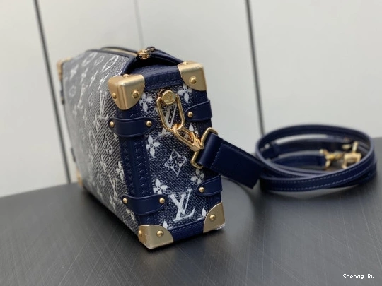 MM TRUNK SIDE VUITTON LOUIS 0822